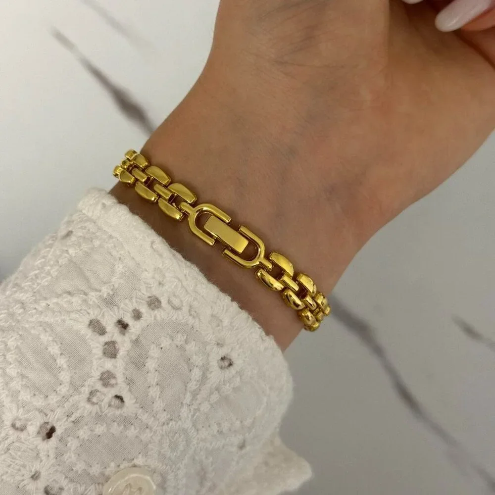 Sku:0206 vintage‎ vibe gold mini watch + in a gift box Stainless steel